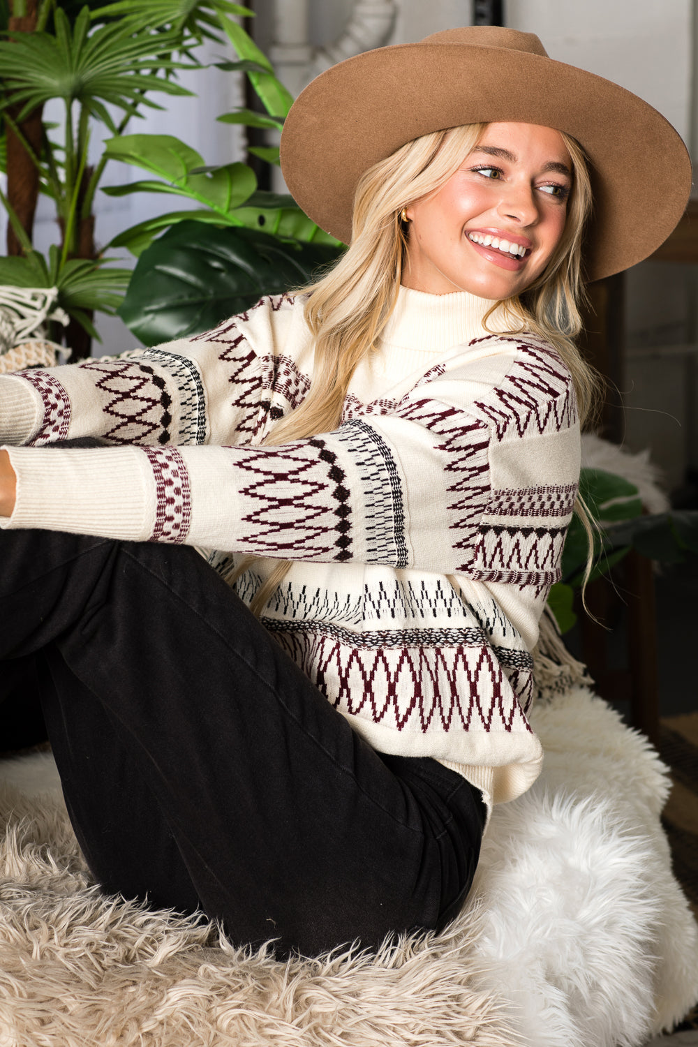 WT0004 BOHO ETHNIC PATTERN TURTLE NECK PULLOVER